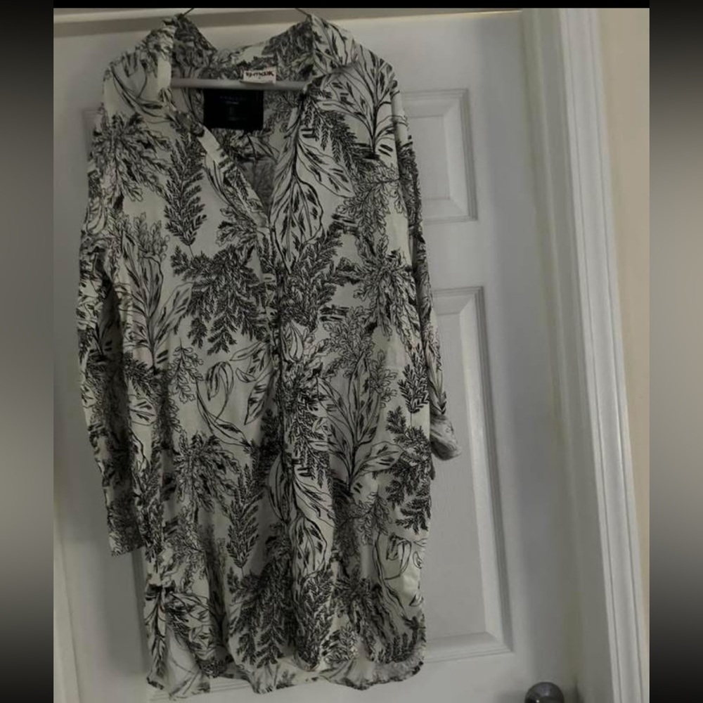 Tahari Black and White Floral Linen dress